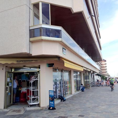 Acogedor Y Amplio Apartamento Familiar A Pie De Playa 卡拉费尔 外观 照片